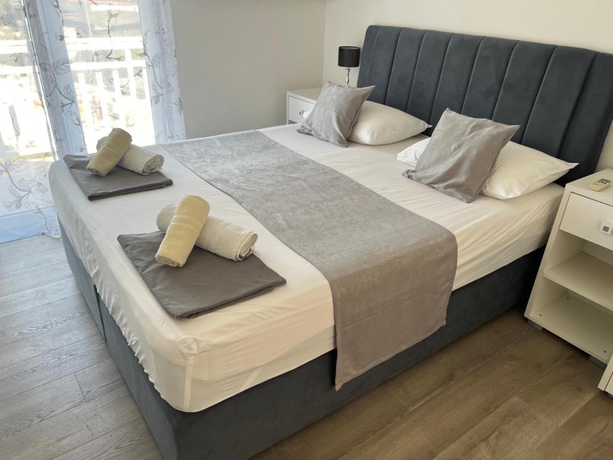 Apartments Villa Zdrava โตรกีร์ ภายนอก รูปภาพ