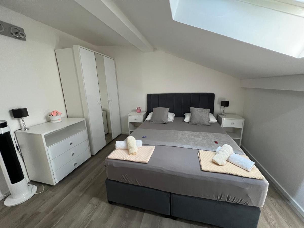 Apartments Villa Zdrava โตรกีร์ ภายนอก รูปภาพ