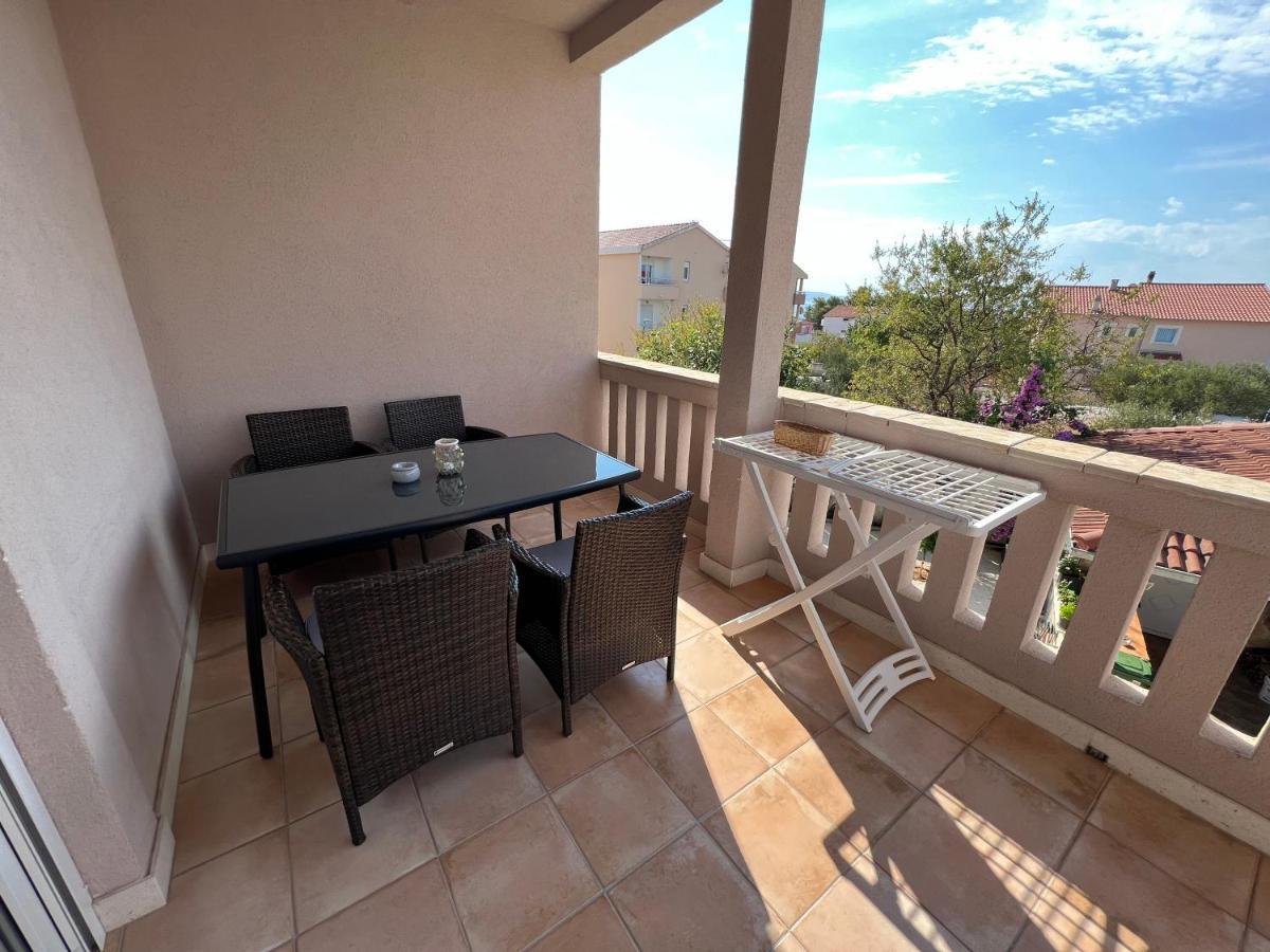 Apartments Villa Zdrava โตรกีร์ ภายนอก รูปภาพ